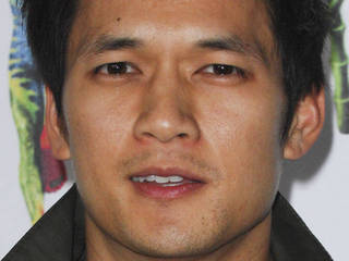 Glee star engaged