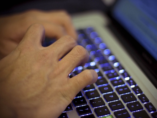 Indianapolis middle school teacher accused of looking at porn in class - WRTV Indianapolis