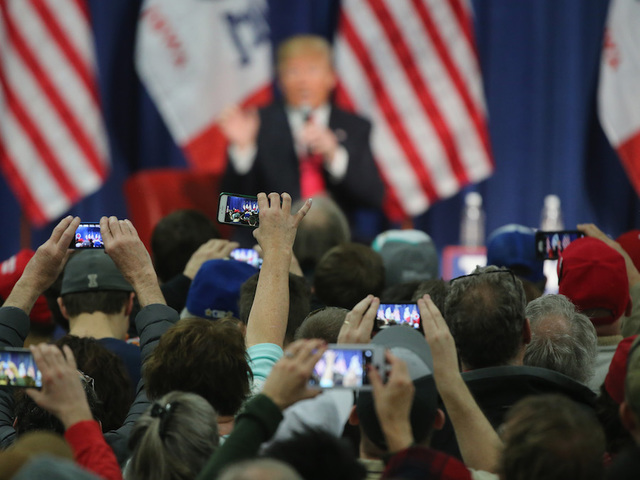 Trump's Ex-Campaign Manager Lewandowski Eyes White House Position