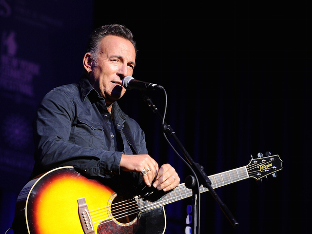 Bruce Springsteen 2016 tour dates announced
