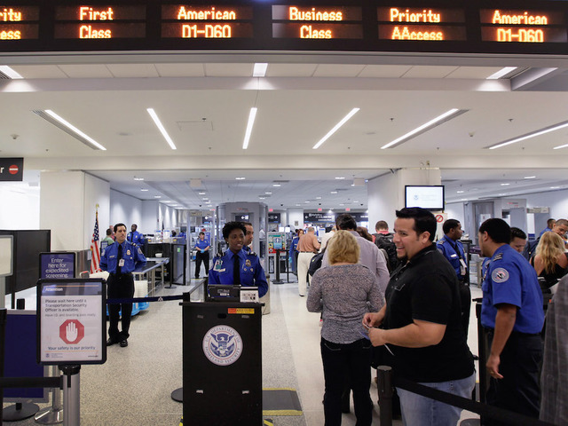 Florida airport shooting raises questions about guns in baggage