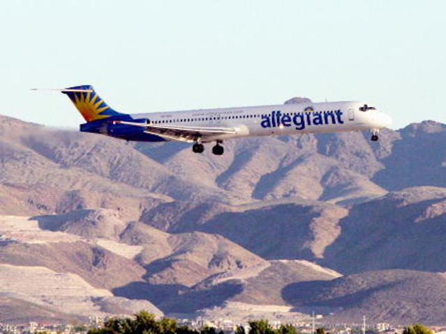 Sisters say they were kicked off flight for grieving their father