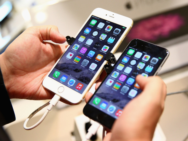 Supreme Court to hear cell phone privacy case